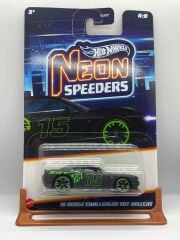 Hot Wheels Dodge Challenger SRT Hellcat Neon Speeders