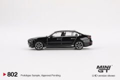 802 - BMW i7 xDrive60 Black Sapphire