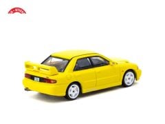 Tarmac Works 164 Mitsubishi Lancer GSR Evolution III Yellow with Tarmac Cards - GLOBAL64