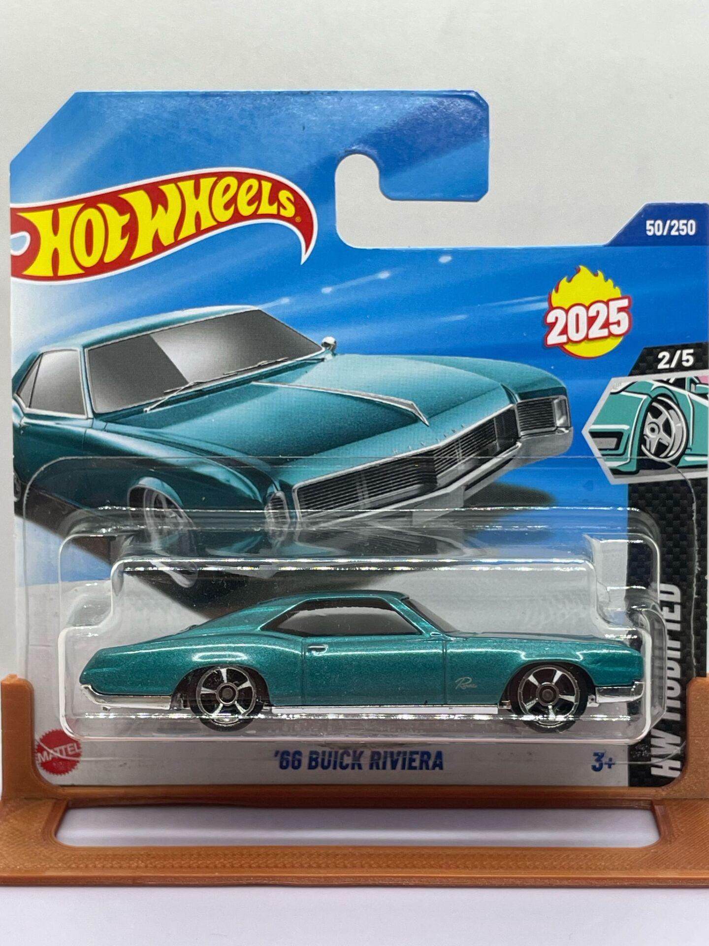 Hot Wheels 66 Buick Riviera