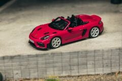 Minichamps X Tarmac Works Porsche 718 Spyder RS Ruby Star Neo - COLLAB64