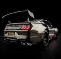 Hot Wheels RLC Exclusive 2022 Ford Mustang Shelby GT500 Code Red
