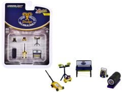 Greenlight  Auto Body Shop - Shop Tool Accessories Series 6 - Mr. Norm's Solid Pack