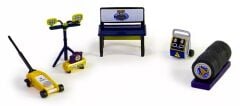 Greenlight  Auto Body Shop - Shop Tool Accessories Series 6 - Mr. Norm's Solid Pack