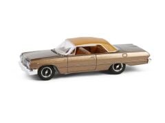 Greenlight California Lowriders Series 6- 1963 Chevrolet Impala SS Convertible Top Up