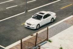 Tarmac Works 164 Mercedes-Benz S-Class Wald Alabaster White - Lamley Special Edition